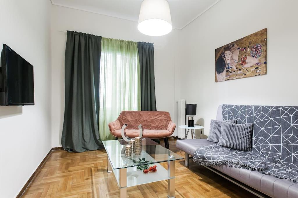 Downtown Athens-plaka Skoufou Apt/vaccinatedhost Apartment *